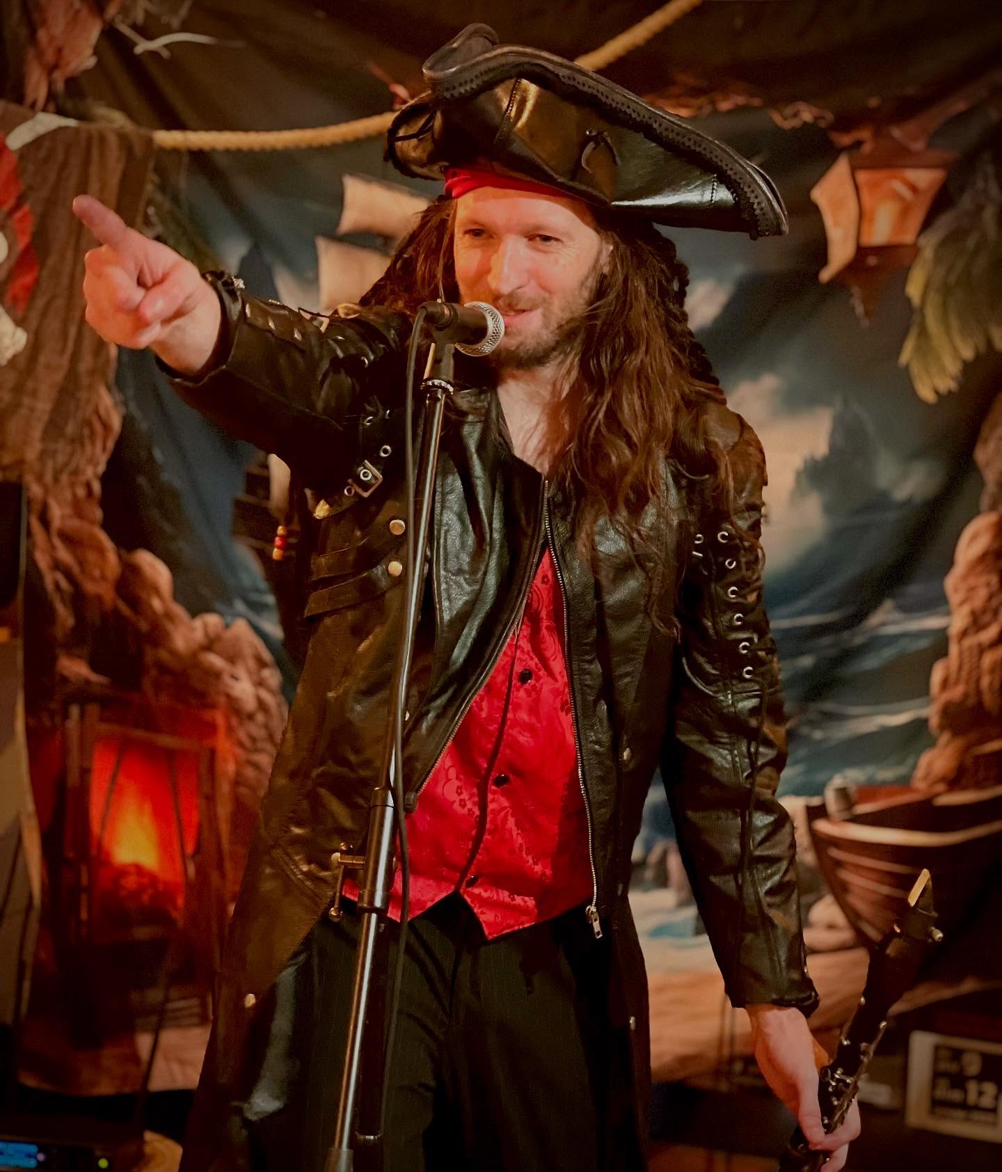 Dylan Gully - Spectacle pirate2